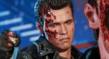 DX Hot Toys Terminator