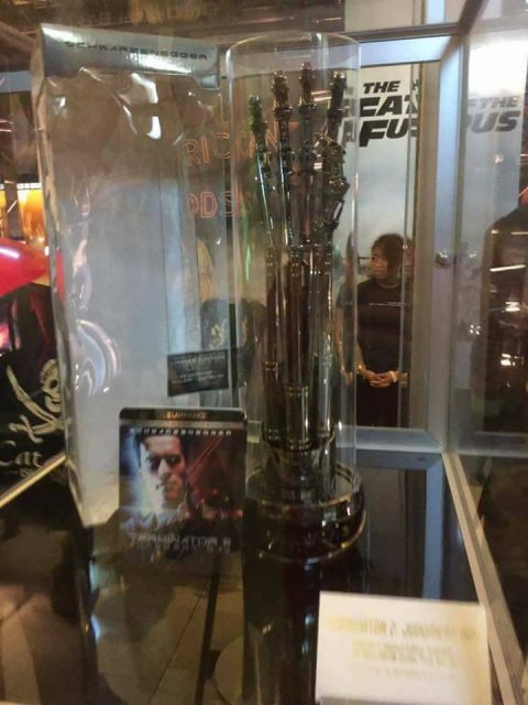 Terminator 2 3D Endo Arm Collectors Edition Images