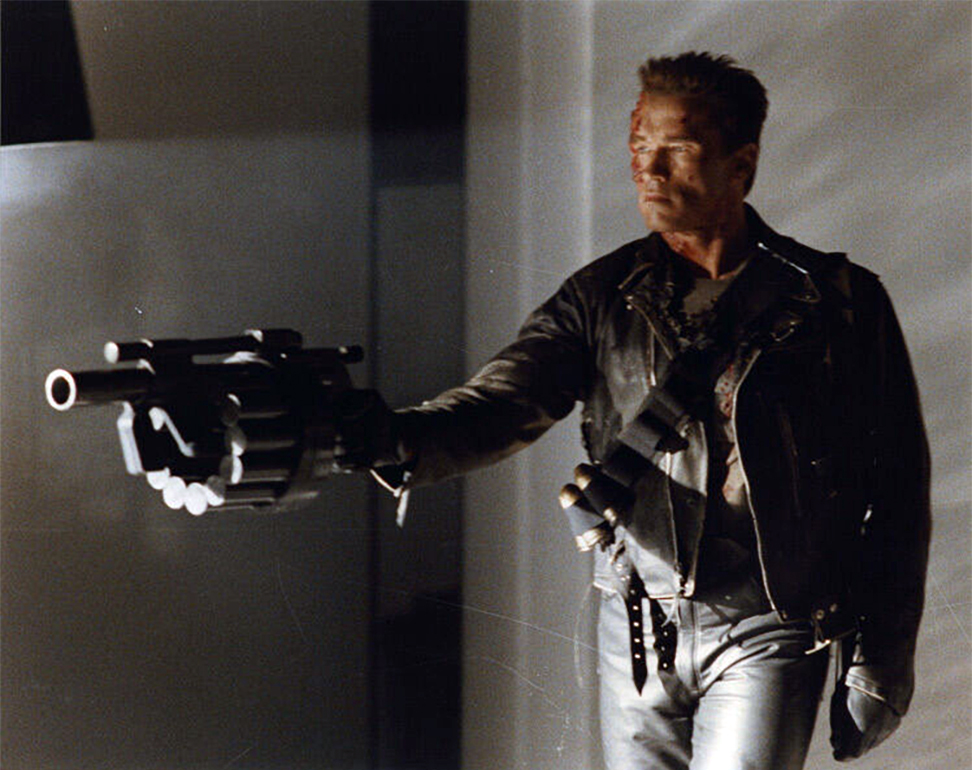 The Geeky Nerfherder: 'Terminator 2' Endoarm Special Edition 4K UHD set  from Zavvi