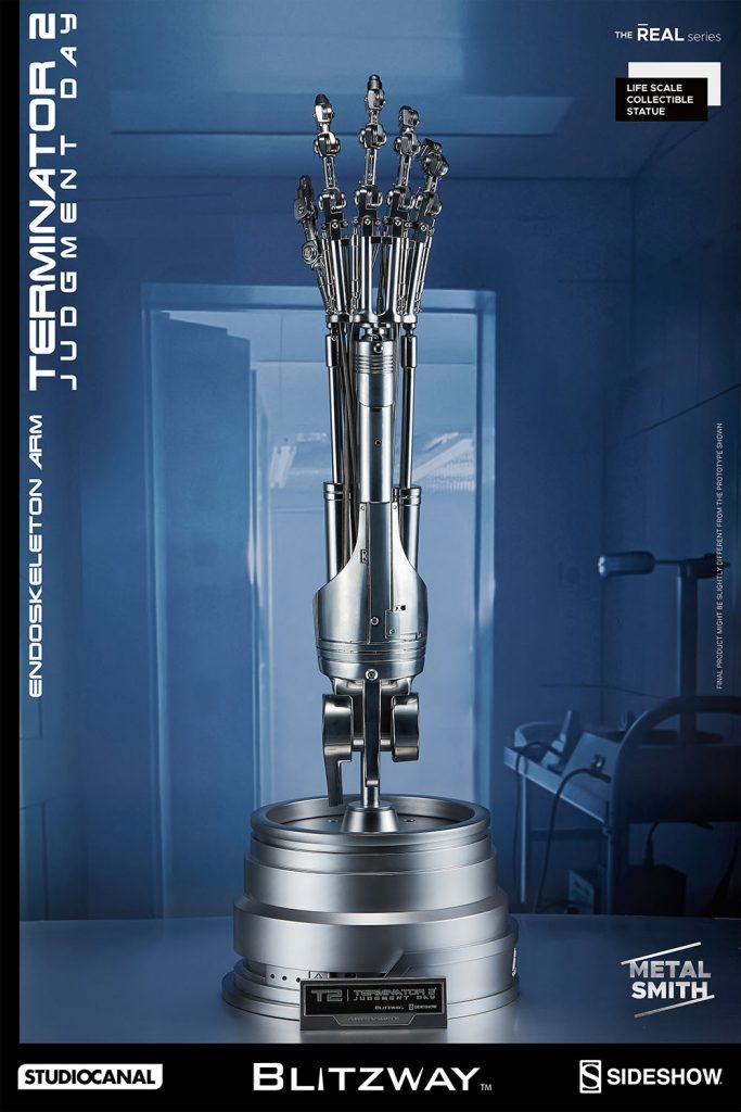 Blitzway Terminator 2 T-800 ENDOSKELETON ARM LIFE-SIZE STATUE