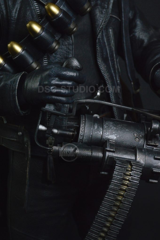 Terminator 2: Judgment Day T-800 1/3 SCALE STATUE BY DarkSide Collectibles Studio Minigun