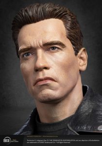 Arnold Schwarzenegger - T-800 Terminator 2 30th Anniversary Exclusive Edition 1/3 Scale Premium Statue by Darkside Collectibles Studio