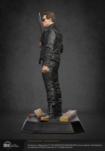 Arnold Schwarzenegger - T-800 Terminator 2 30th Anniversary Exclusive Edition 1/3 Scale Premium Statue by Darkside Collectibles Studio