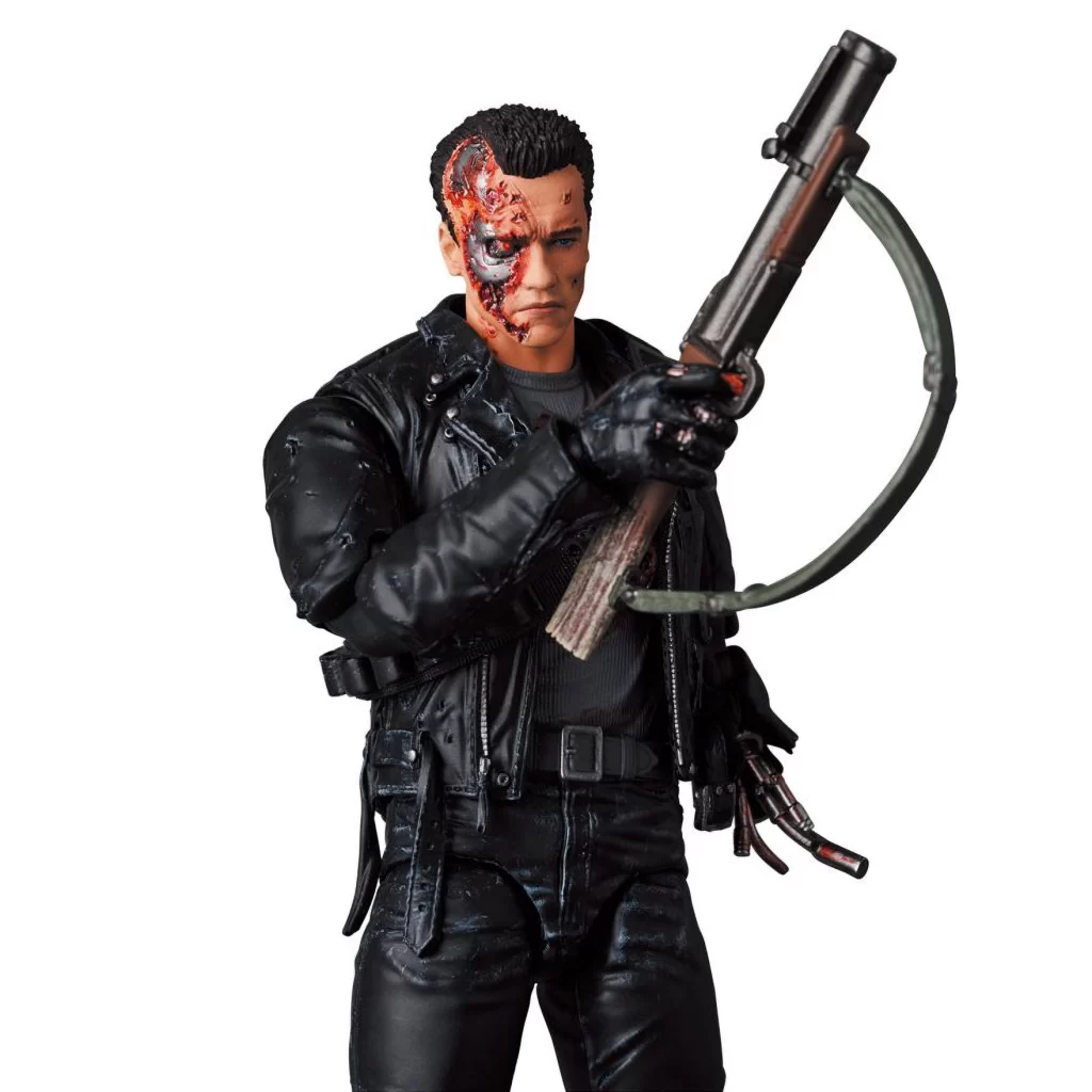 Medicom Toy MAFEX Terminator 2 T-800 Battle Damaged Action Figure